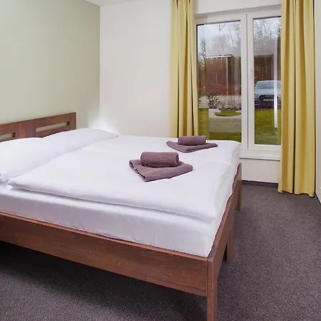 בית הארחה Lesni 4*